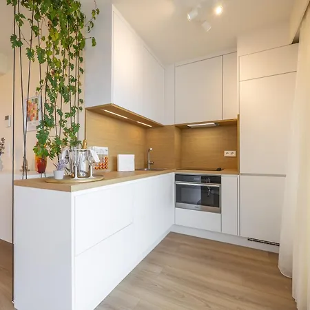 Apartment Sunset 7 *